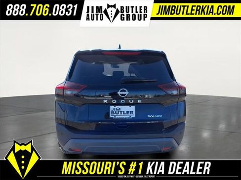 Used 2023 Nissan Rogue SV image 29