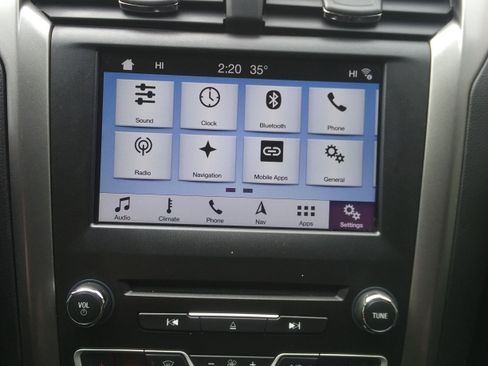 Used 2017 Ford Fusion SE w/ Equipment Group 201A image 23