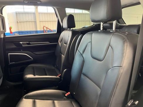Used 2021 Kia Telluride S AWD/4WD image 18