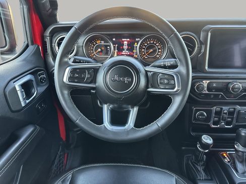 Used 2023 Jeep Wrangler Sahara image 13