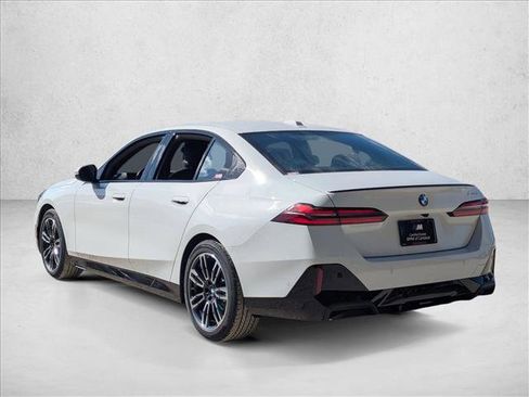 New 2026 BMW 530i w/ M Sport Package RWD image 8