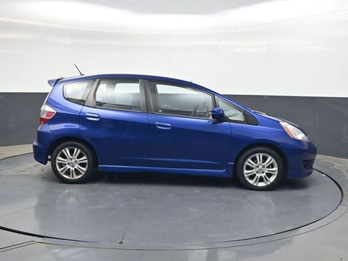 Used 2010 Honda Fit Sport image 3