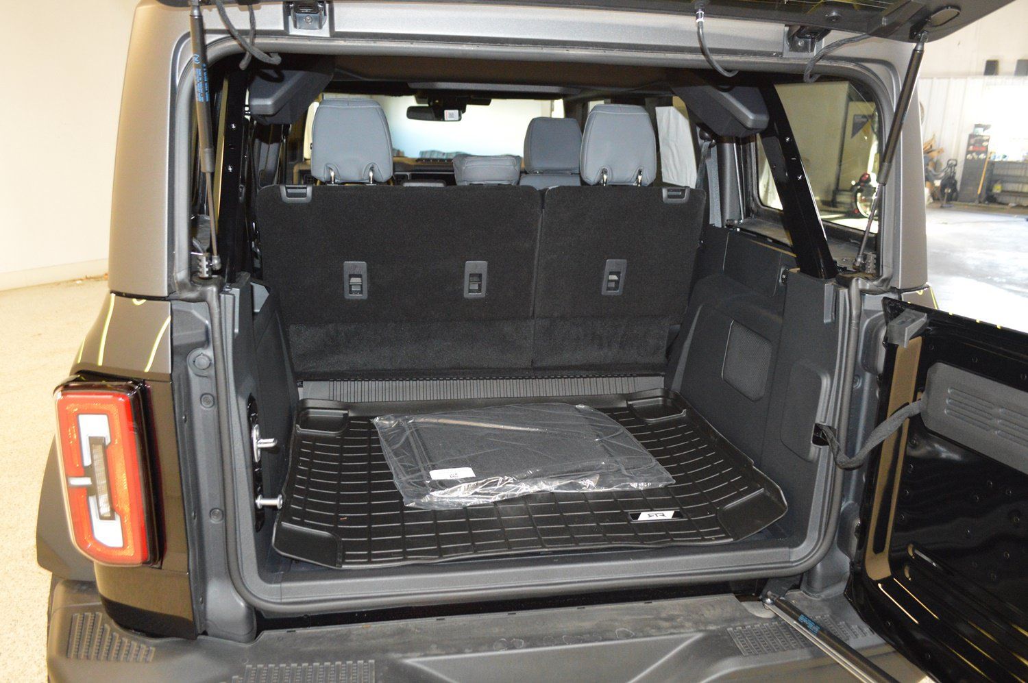 New 2025 Ford Bronco Badlands AWD/4WD image 13