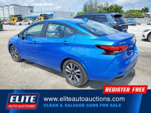 Used 2021 Nissan Versa SV FWD image 4