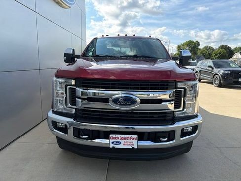 Used 2017 Ford F350 XLT w/ XLT Premium Package AWD/4WD image 9