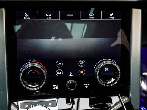 Used 2022 Land Rover Range Rover SV Autobiography Dynamic image 24