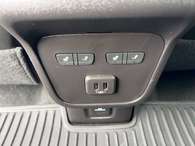 Certified 2024 Chevrolet Equinox Premier AWD/4WD image 18