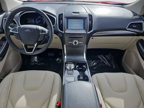 Used 2019 Ford Edge Titanium w/ Class II Trailer Tow Package image 9