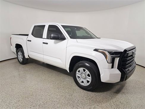 Used 2025 Toyota Tundra SR image 4