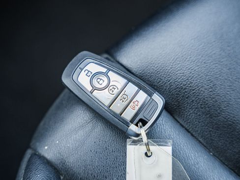 Used 2022 Ford Edge Titanium image 53