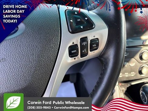 Used 2013 Ford Explorer XLT AWD/4WD image 18