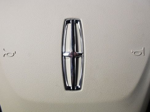 New 2026 Lincoln Corsair Premiere image 37