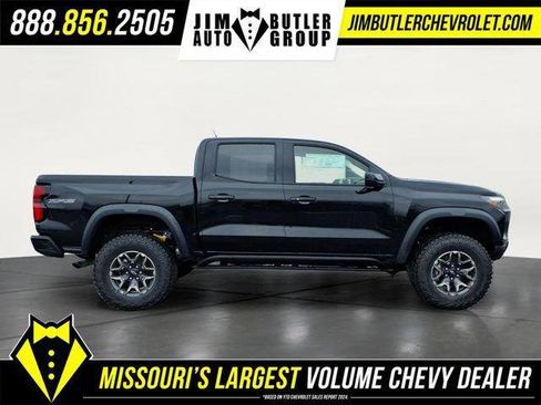 New 2026 Chevrolet Colorado ZR2 w/ Technology Package AWD/4WD image 5