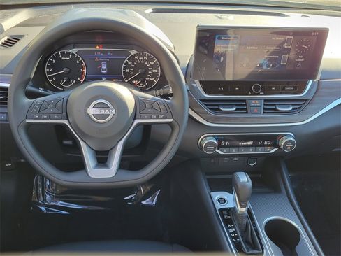 New 2025 Nissan Altima 2.5 SV w/ SV Special Edition Package image 5