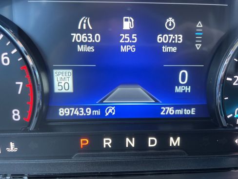 Certified 2020 Ford Explorer Limited image 3