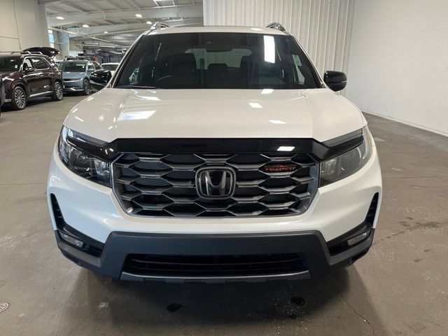 Used 2025 Honda Passport TrailSport image 8