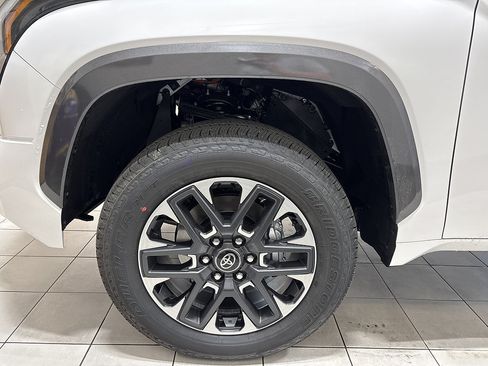 New 2026 Toyota Tundra Limited AWD/4WD image 7