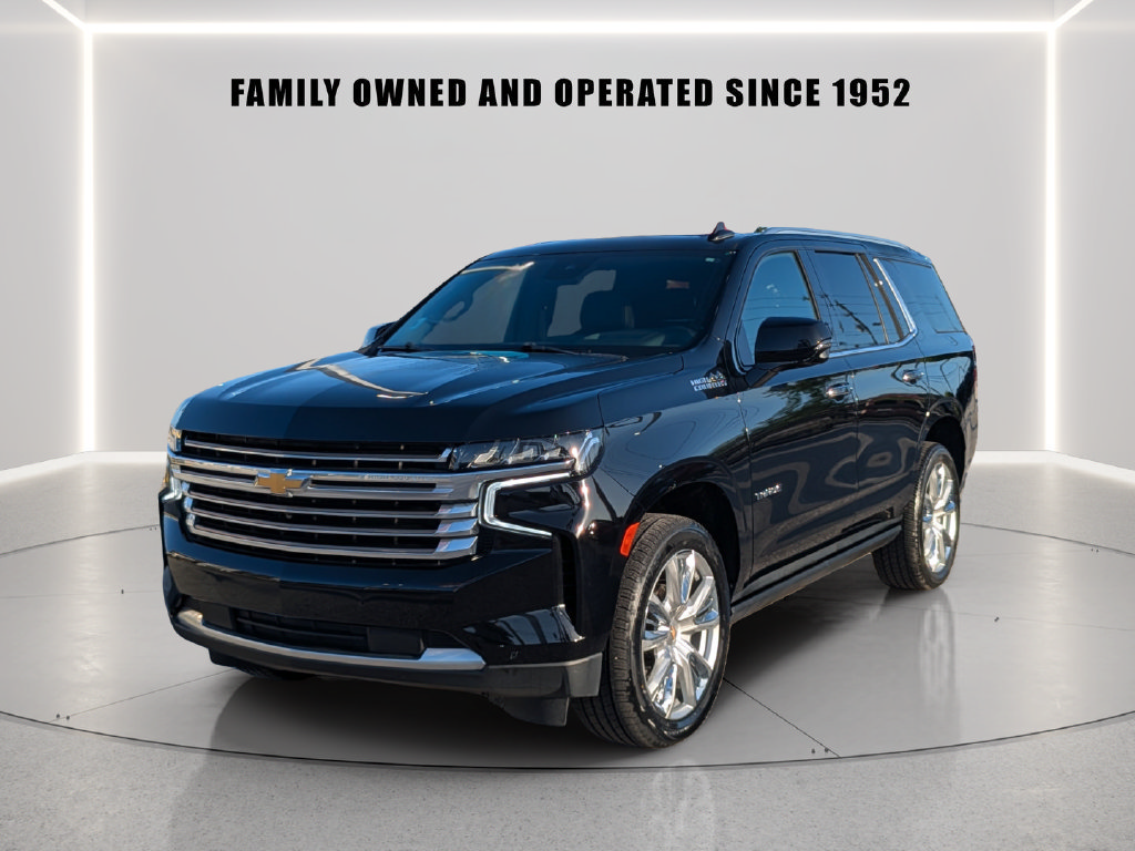 Used 2024 Chevrolet Tahoe High Country AWD/4WD image 2