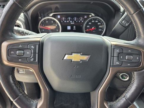 Used 2020 Chevrolet Silverado 2500 High Country w/ Technology Package image 18