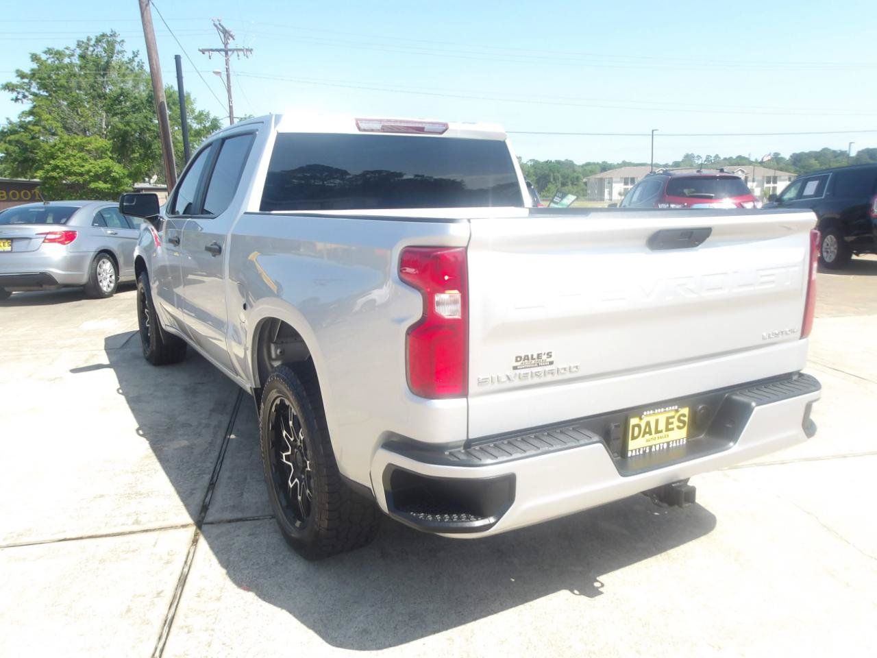 Used 2020 Chevrolet Silverado 1500 Custom w/ Custom Value Package RWD image 14