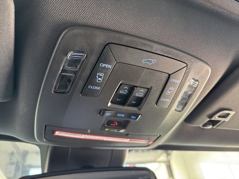 Certified 2023 Toyota Sienna XSE image 36