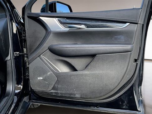 Used 2023 Cadillac XT5 Premium Luxury image 19