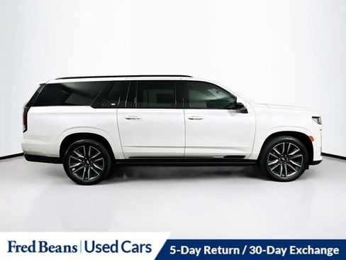 Used 2021 Cadillac Escalade ESV Sport w/ Driver Assist Tech Package image 9