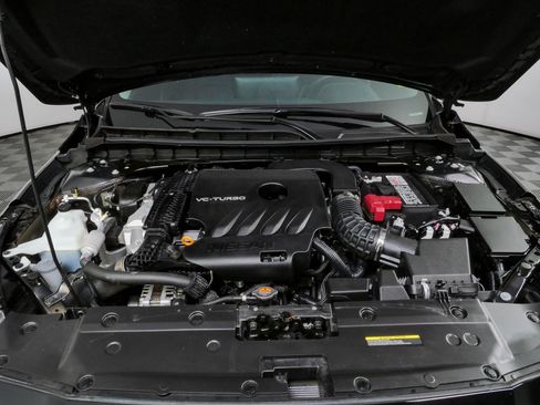 Used 2024 Nissan Altima 2.0 SR FWD image 33