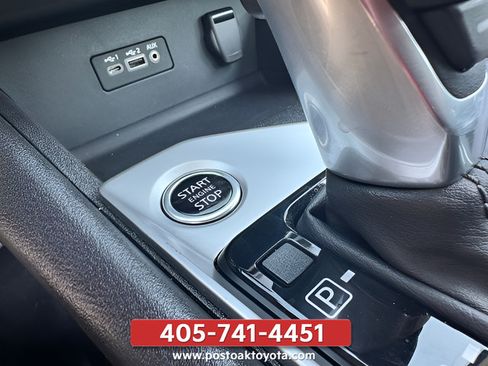 Used 2025 Nissan Altima 2.5 SV FWD image 21