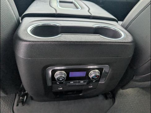 Used 2023 GMC Yukon Denali image 21