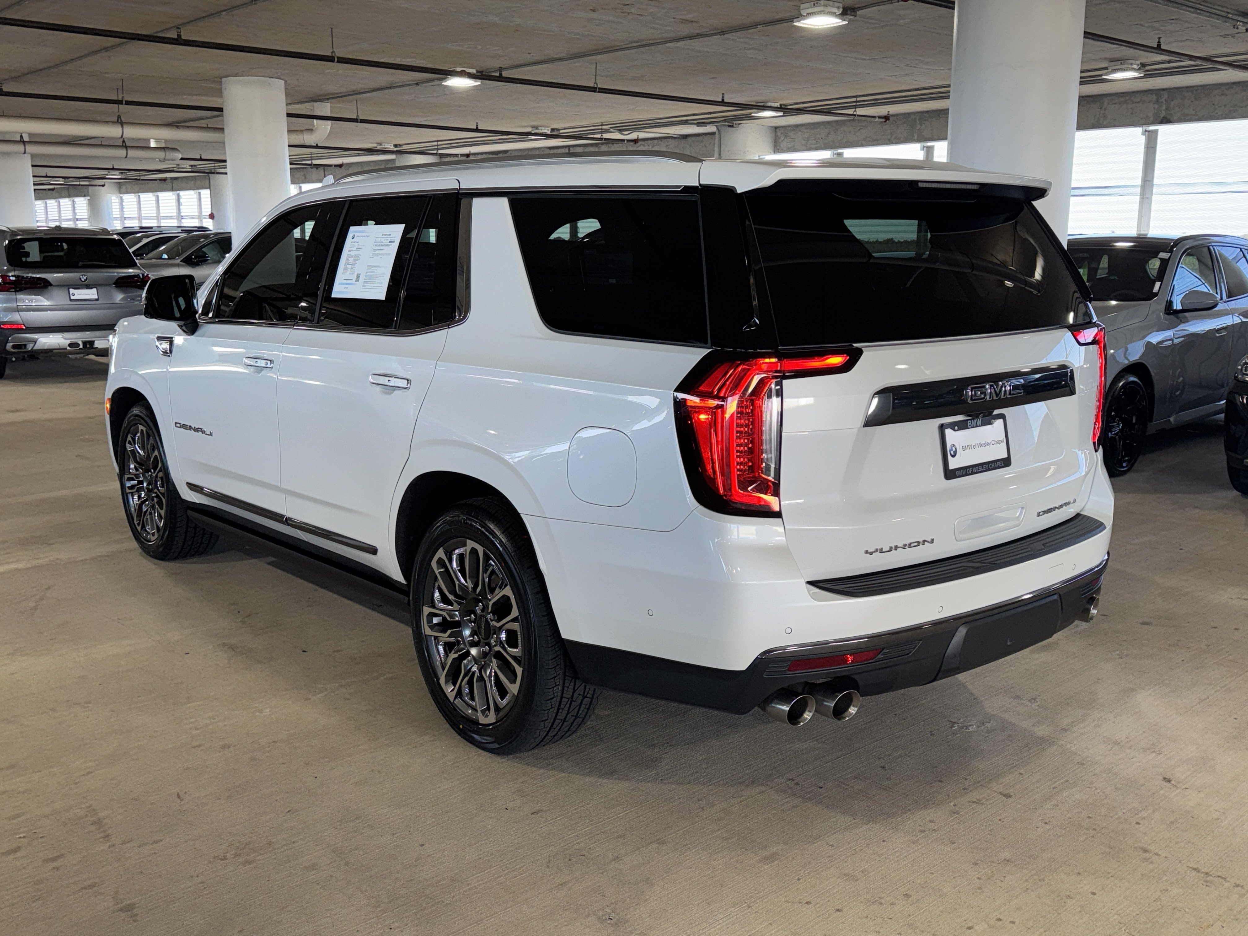 Used 2024 GMC Yukon Denali Ultimate AWD/4WD image 6