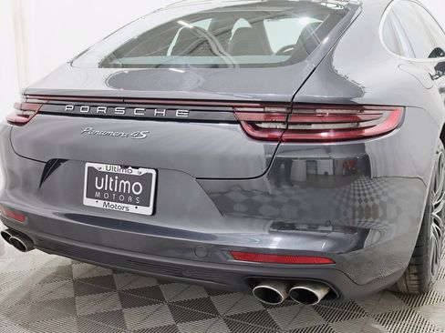 Used 2017 Porsche Panamera 4S image 13