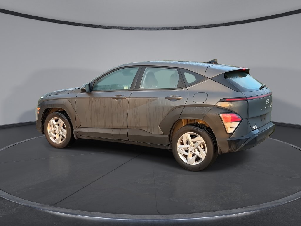 Used 2024 Hyundai Kona SE FWD image 6