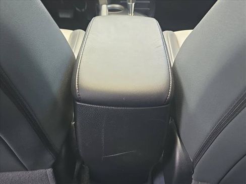 Used 2014 Toyota RAV4 Limited FWD image 18