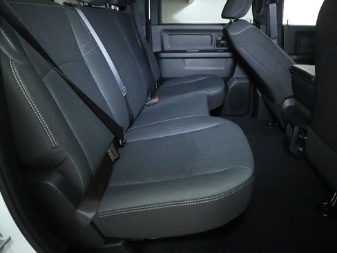 Used 2024 RAM 3500 Tradesman w/ Chrome Appearance Group AWD/4WD image 33