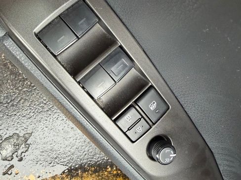 Certified 2023 Toyota Camry SE image 15