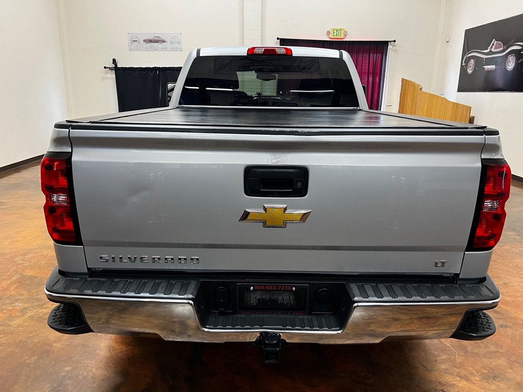 Used 2017 Chevrolet Silverado 1500 LT w/ Max Trailering Package AWD/4WD image 8