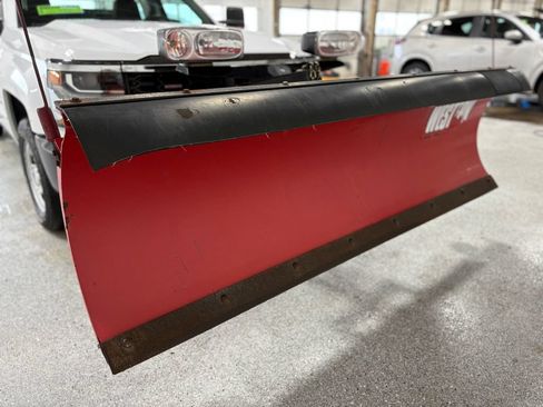 Used 2018 Chevrolet Silverado 1500 W/T w/ Trailering Package AWD/4WD image 13