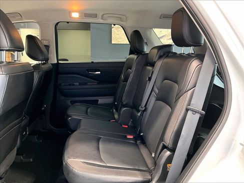 Used 2022 Nissan Pathfinder SL image 21