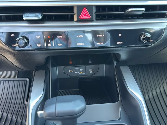 New 2026 Kia Sorento LX FWD image 21