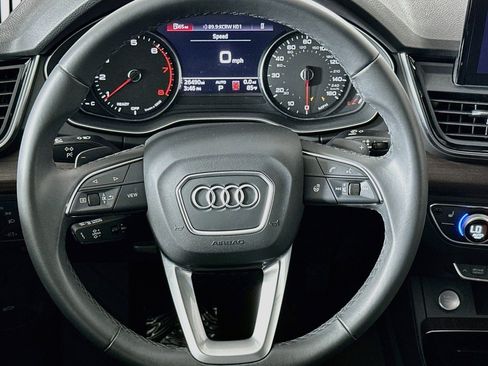 Used 2023 Audi Q5 2.0T Premium w/ Convenience Package AWD/4WD image 19