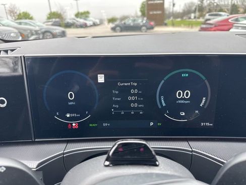 Used 2025 Hyundai Santa Fe Calligraphy image 16