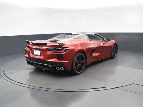 Used 2021 Chevrolet Corvette Stingray Premium Conv w/ Z51 Performance Package image 6