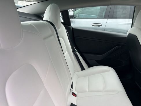 Used 2022 Tesla Model 3 Performance AWD/4WD image 13