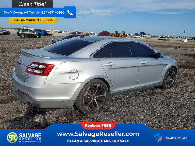 Used 2015 Ford Taurus Limited w/ Equipment Group 301A AWD/4WD image 4