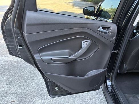Used 2015 Ford Escape Titanium AWD/4WD image 27