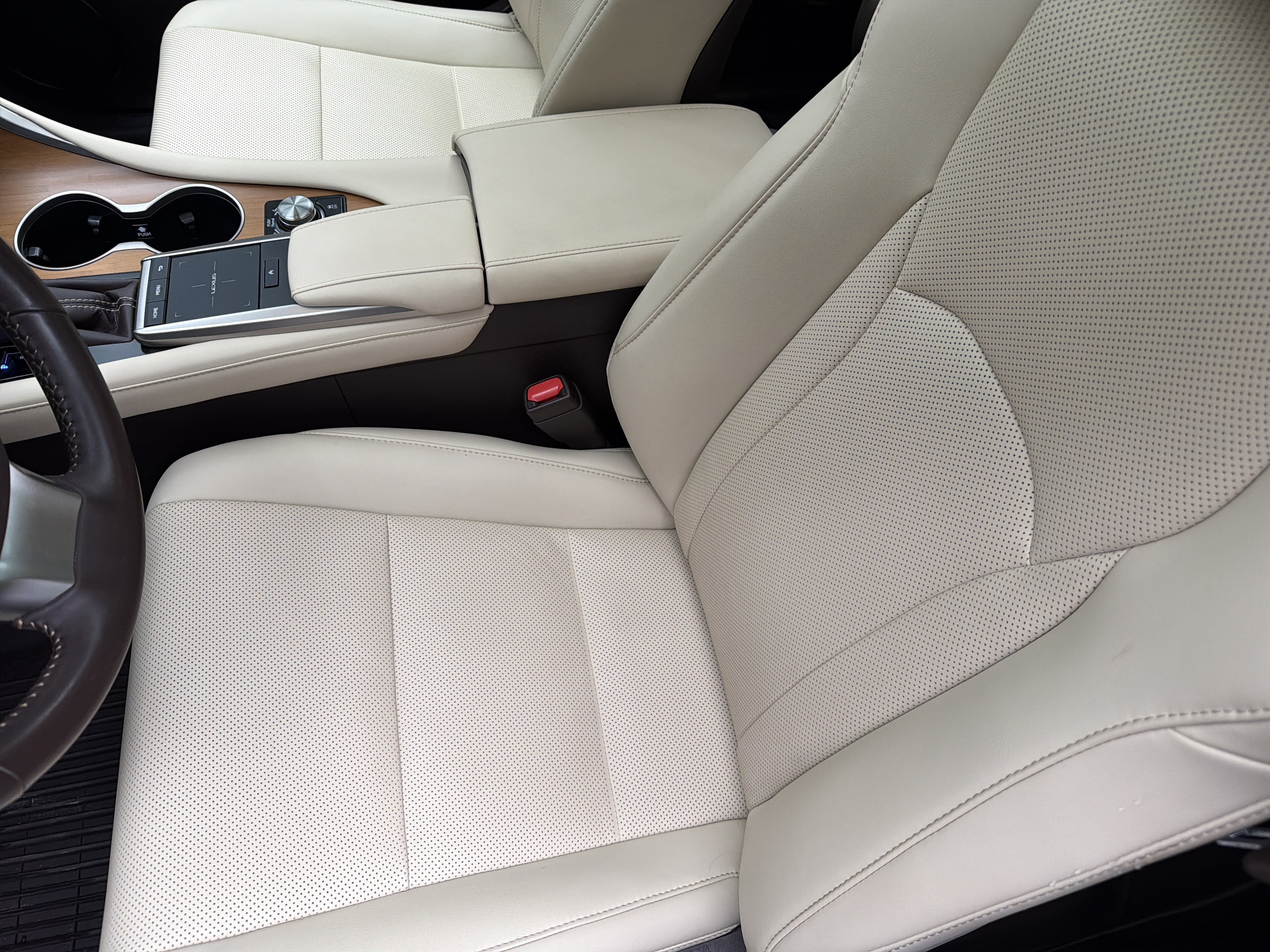 Used 2020 Lexus RX 350 AWD w/ Premium Package image 17