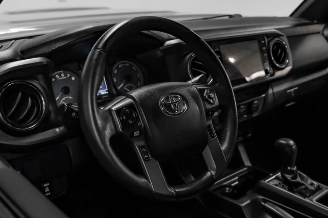 Used 2021 Toyota Tacoma TRD Sport AWD/4WD image 20