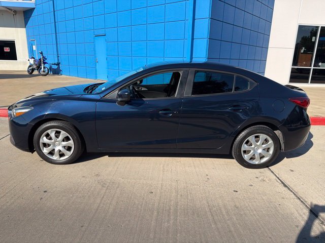 Used 2017 MAZDA MAZDA3 Sport FWD image 8