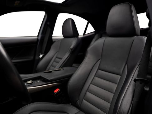Used 2016 Lexus IS 200t w/ F Sport Package RWD image 35
